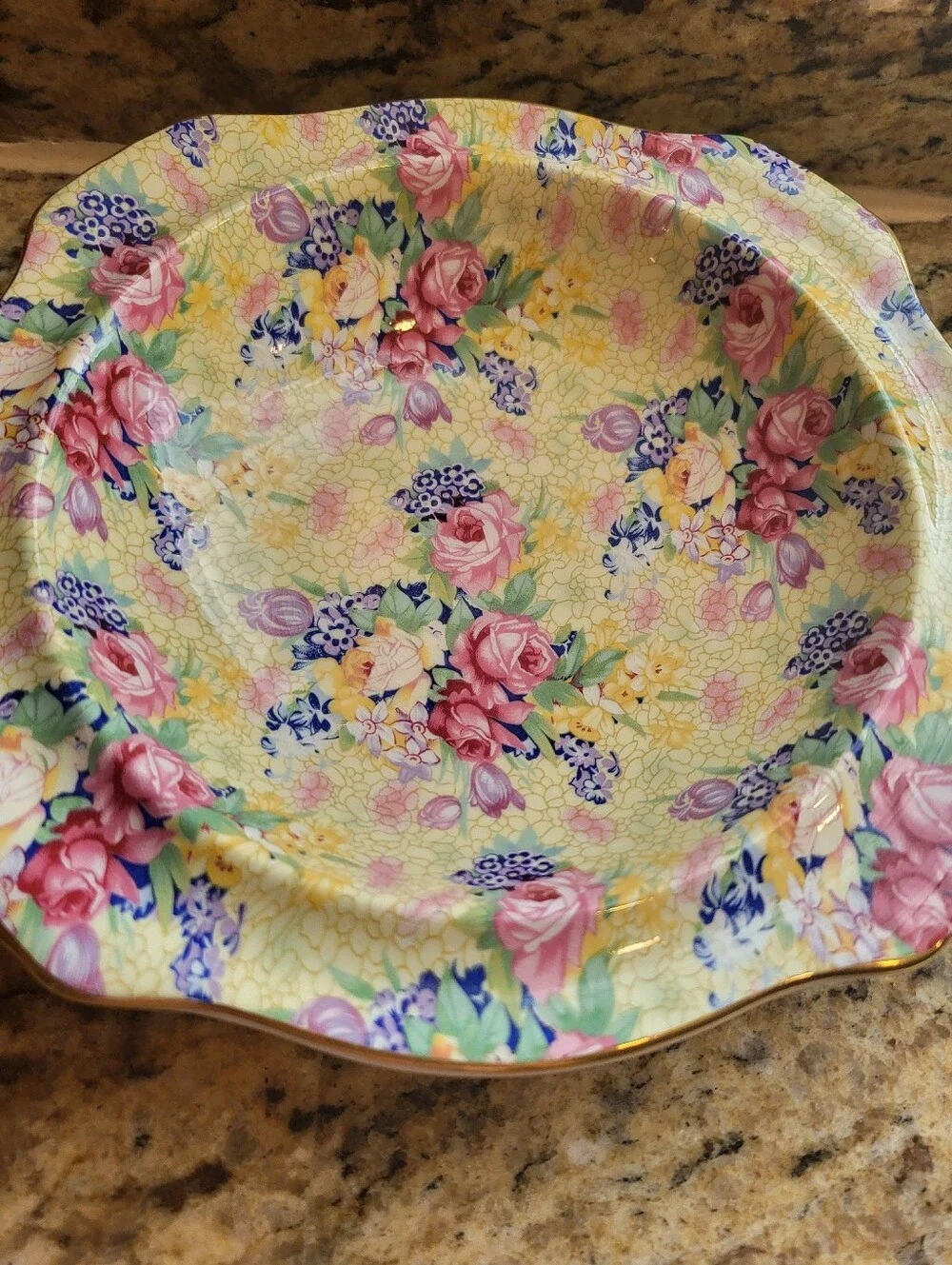 Royal Winton England 7 In .Floral Ceramic Serving Bowl